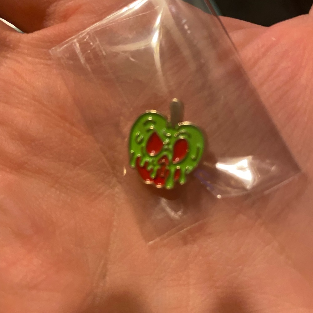 Disney poison Apple Apple Watch band charm